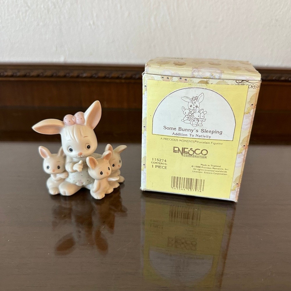 Precious Moments Some Bunnys Sleeping Figurine 115274 Enesco Rabbit Nativity 88